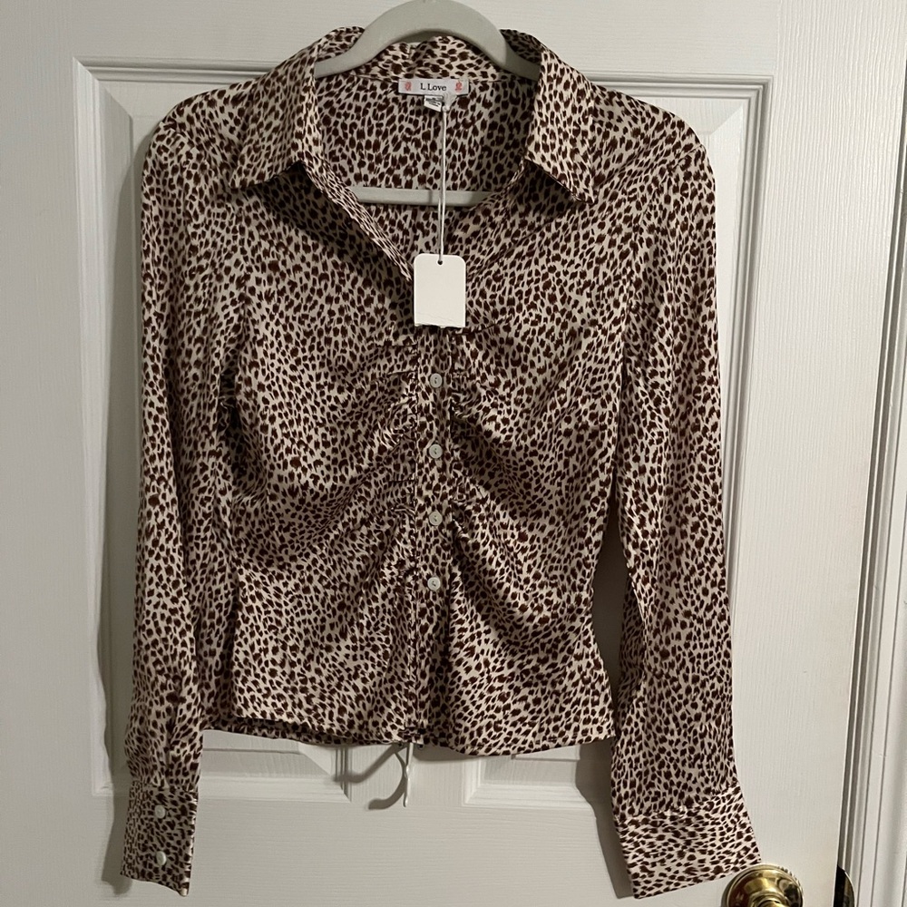 Office Siren Button Down Top — size s